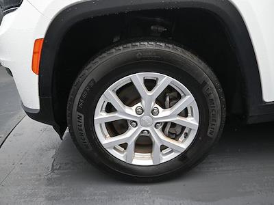 2023 Jeep Grand Cherokee L 4x4 SUV for sale #AP8844592 - photo 2