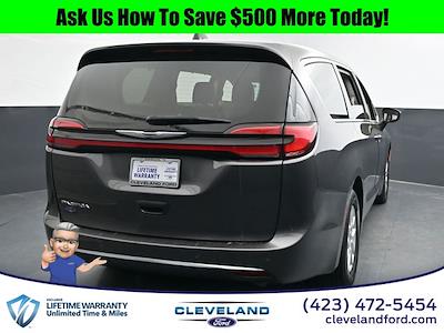 2023 Chrysler Pacifica FWD Minivan for sale #APR546640 - photo 2