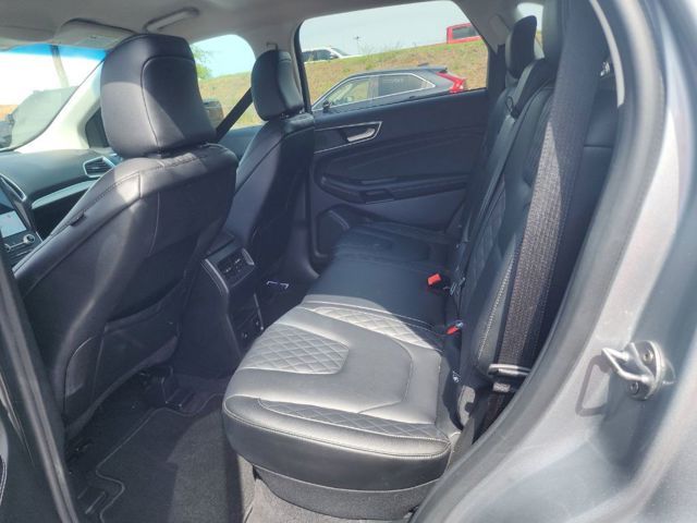 Used 2024 Ford Edge - photo 5