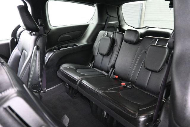 Used 2025 Chrysler Pacifica - photo 7