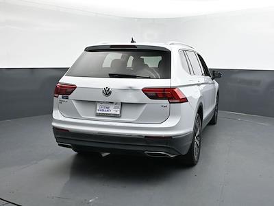 2018 Volkswagen Tiguan FWD SUV for sale #PJM024467 - photo 2