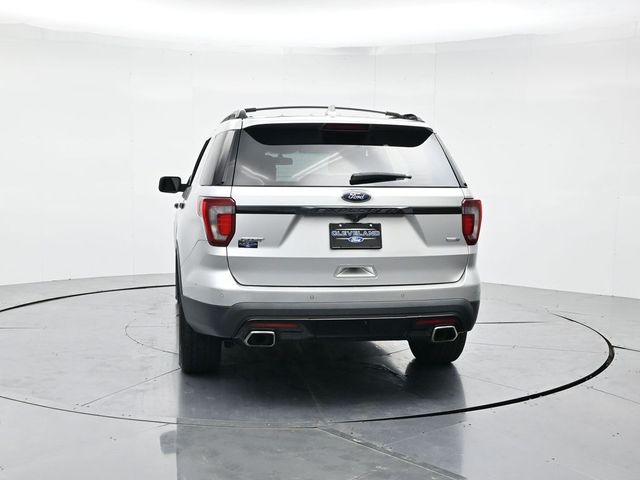 Used 2016 Ford Explorer - photo 10