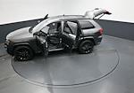 2018 Jeep Grand Cherokee 4x4 SUV for sale #TJC467030 - photo 44
