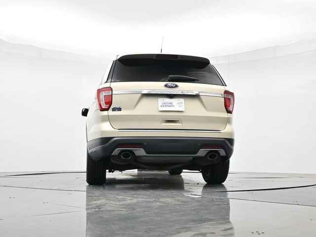 Used 2018 Ford Explorer - photo 10
