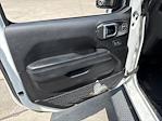2020 Jeep Gladiator Crew Cab 4x4 Pickup for sale #TLL103492 - photo 22