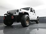 2020 Jeep Gladiator Crew Cab 4x4 Pickup for sale #TLL170848 - photo 32
