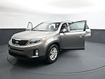 2015 Kia Sorento 4x2 SUV for sale #XFG650911 - photo 54