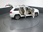2016 Jeep Grand Cherokee 4x2 SUV for sale #XGC336370 - photo 45