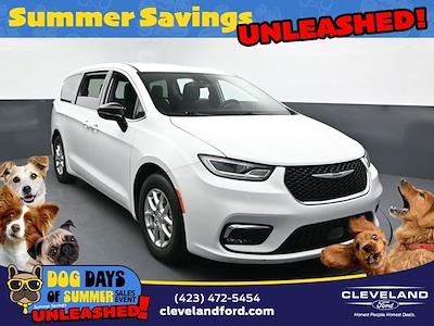 2024 Chrysler Pacifica FWD Minivan for sale #ZRR119488 - photo 1
