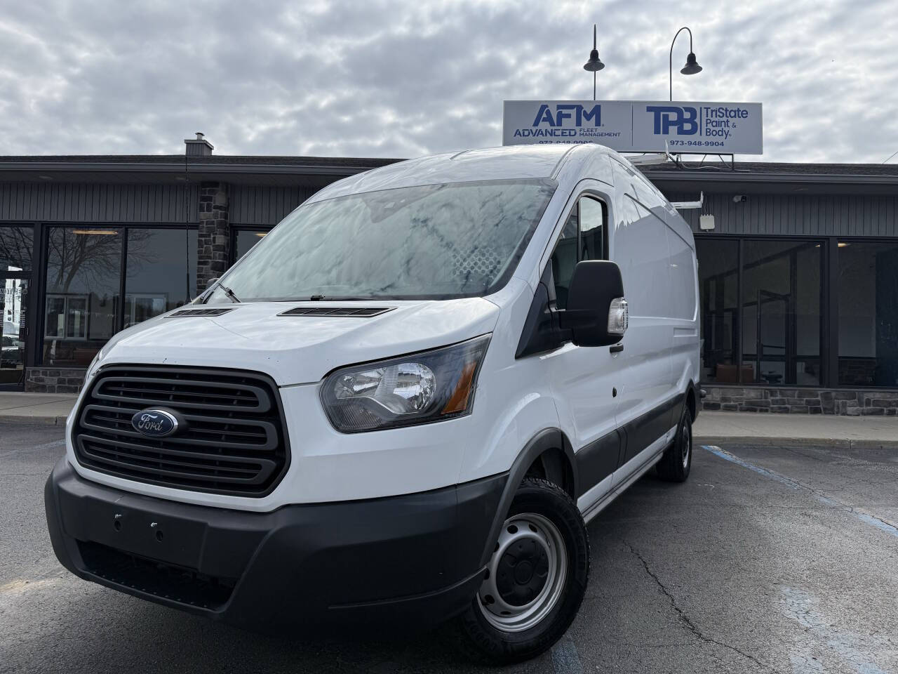 Used 2018 Ford Transit 250 - photo 6