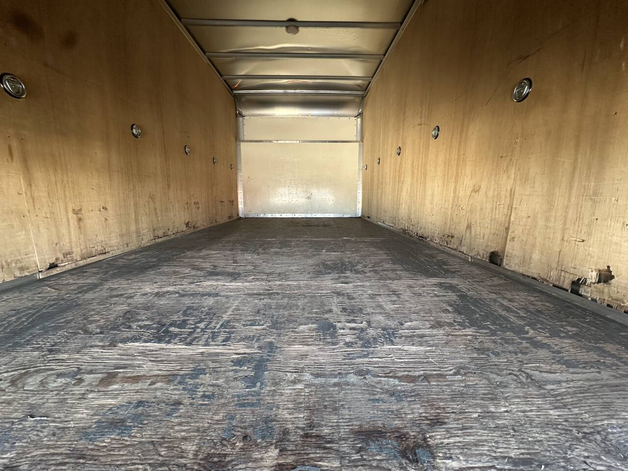 Used 2016 Ford E-350 - photo 10