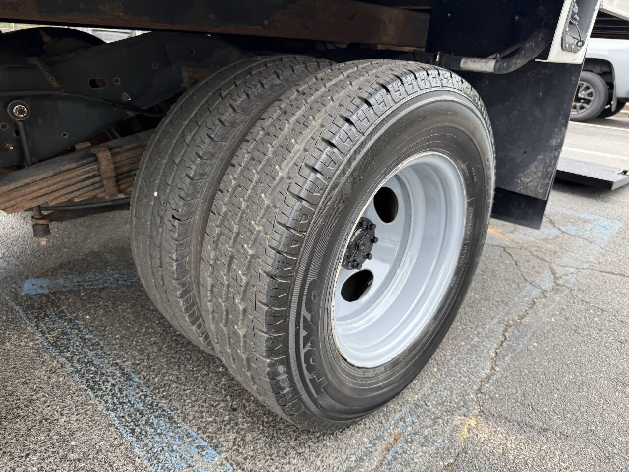 Used 2012 Ford E-450 - photo 16