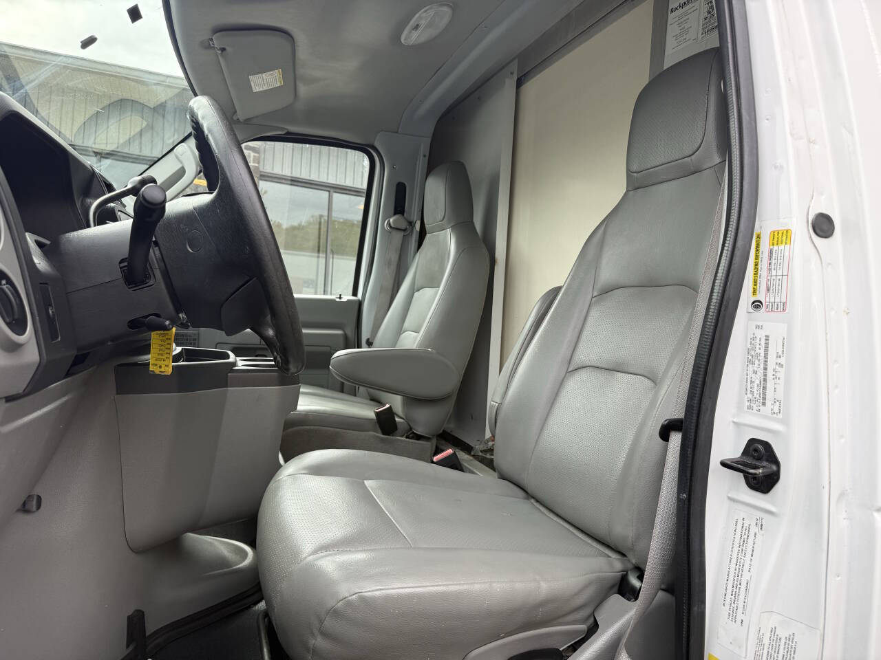 Used 2012 Ford E-450 - photo 19