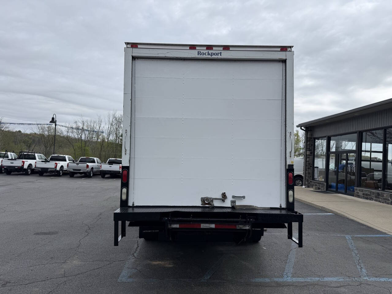 Used 2012 Ford E-450 - photo 29