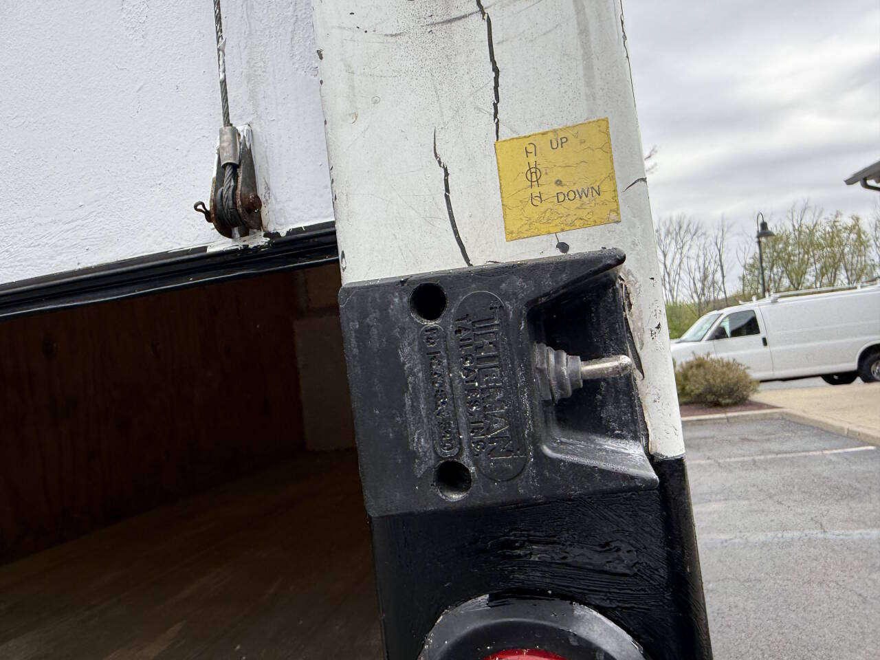 Used 2012 Ford E-450 - photo 11