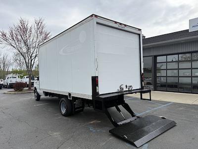 Used 2012 Ford E-450 - photo 2