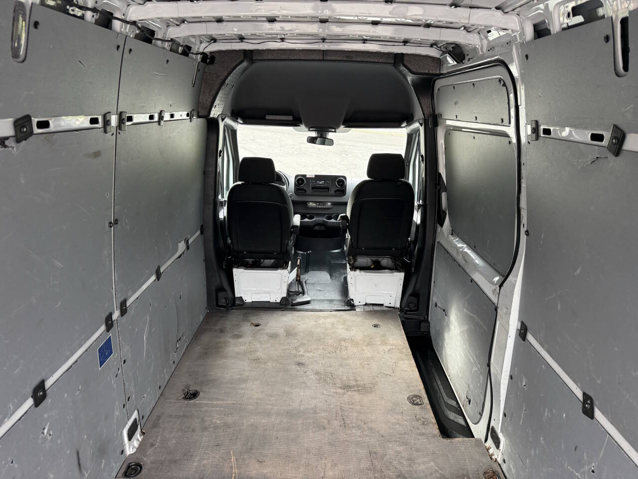 Used 2020 Freightliner Sprinter 2500 - photo 18