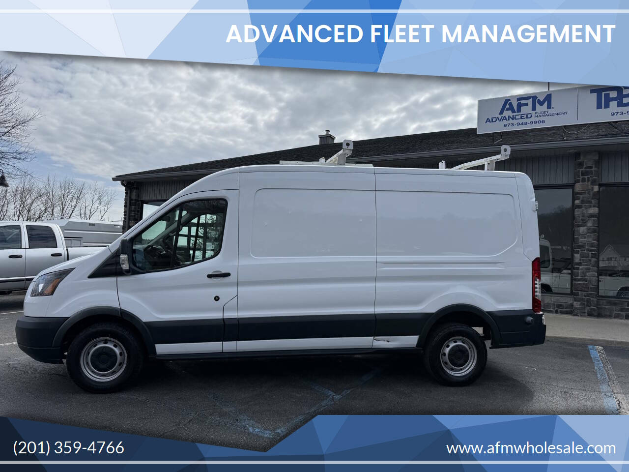 Used 2018 Ford Transit 250 - photo 1