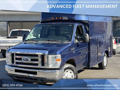 Used 2015 Ford E-350 - photo 1