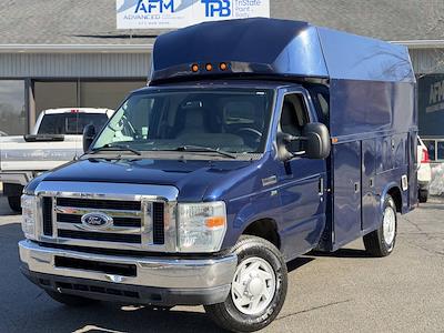 Used 2015 Ford E-350 - photo 1