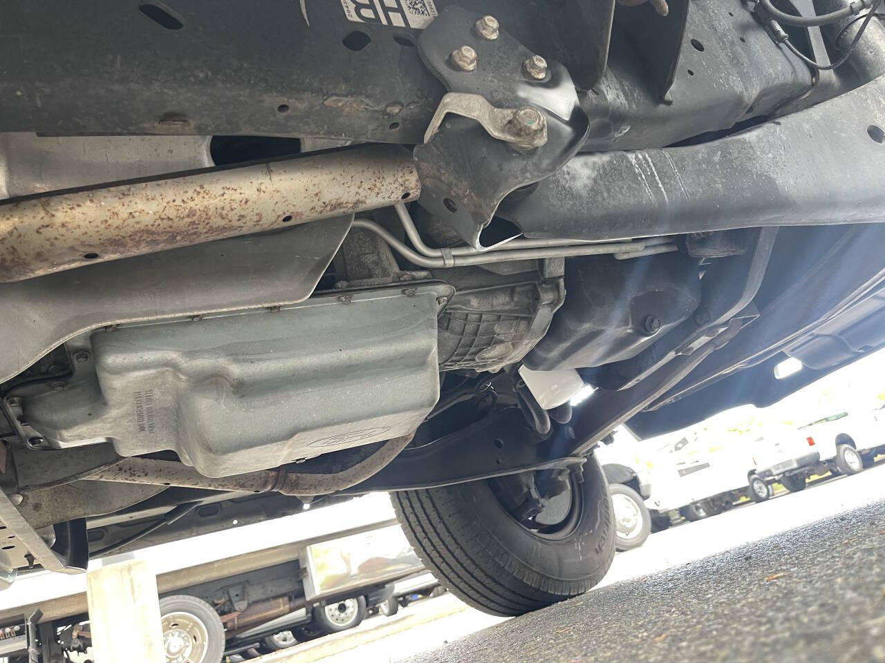 Used 2016 Ford E-350 - photo 29