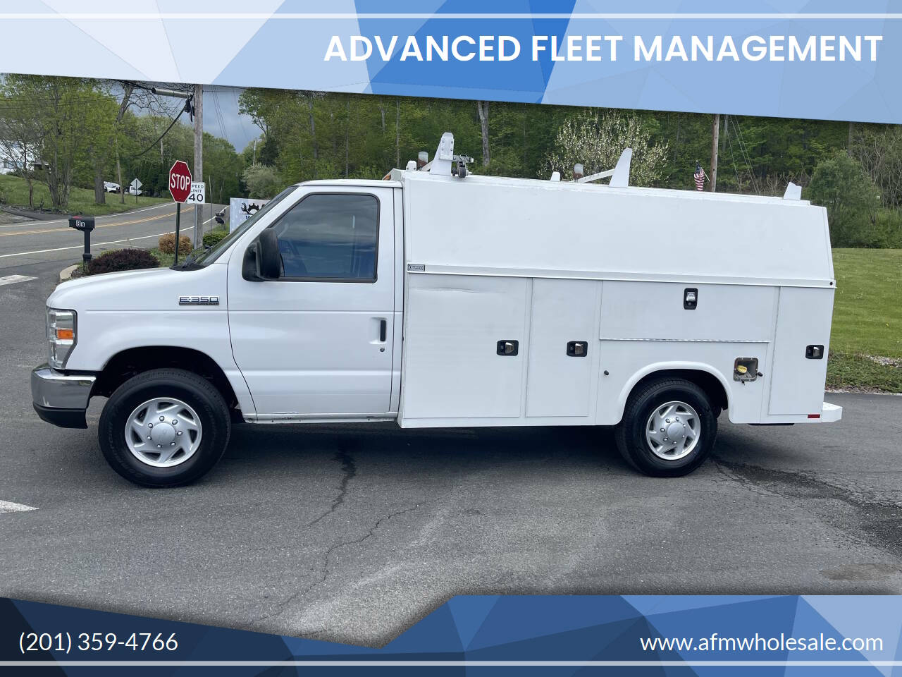 Used 2016 Ford E-350 - photo 10