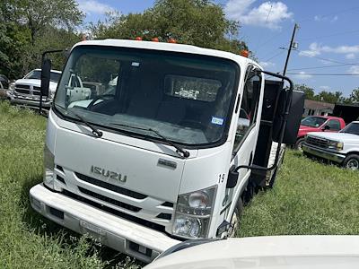 Used 2018 Isuzu NRR Regular Cab Flatbed Truck for sale #303011 - photo 1