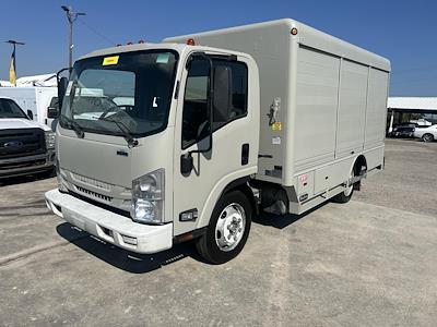 Used 2018 Isuzu NRR Beverage Truck for sale #303038 - photo 1