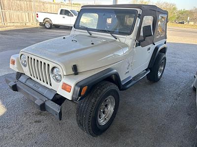 Used 2002 Jeep Wrangler - photo 1