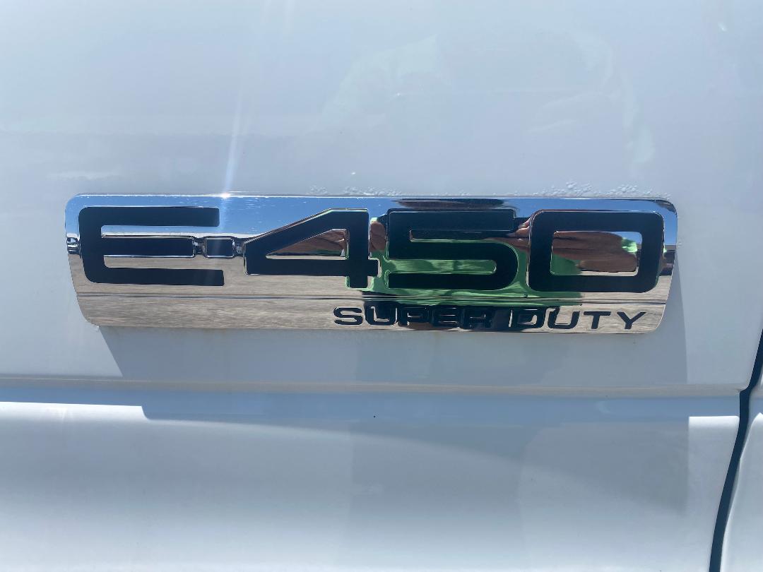 Used 2013 Ford E-450 - photo 11