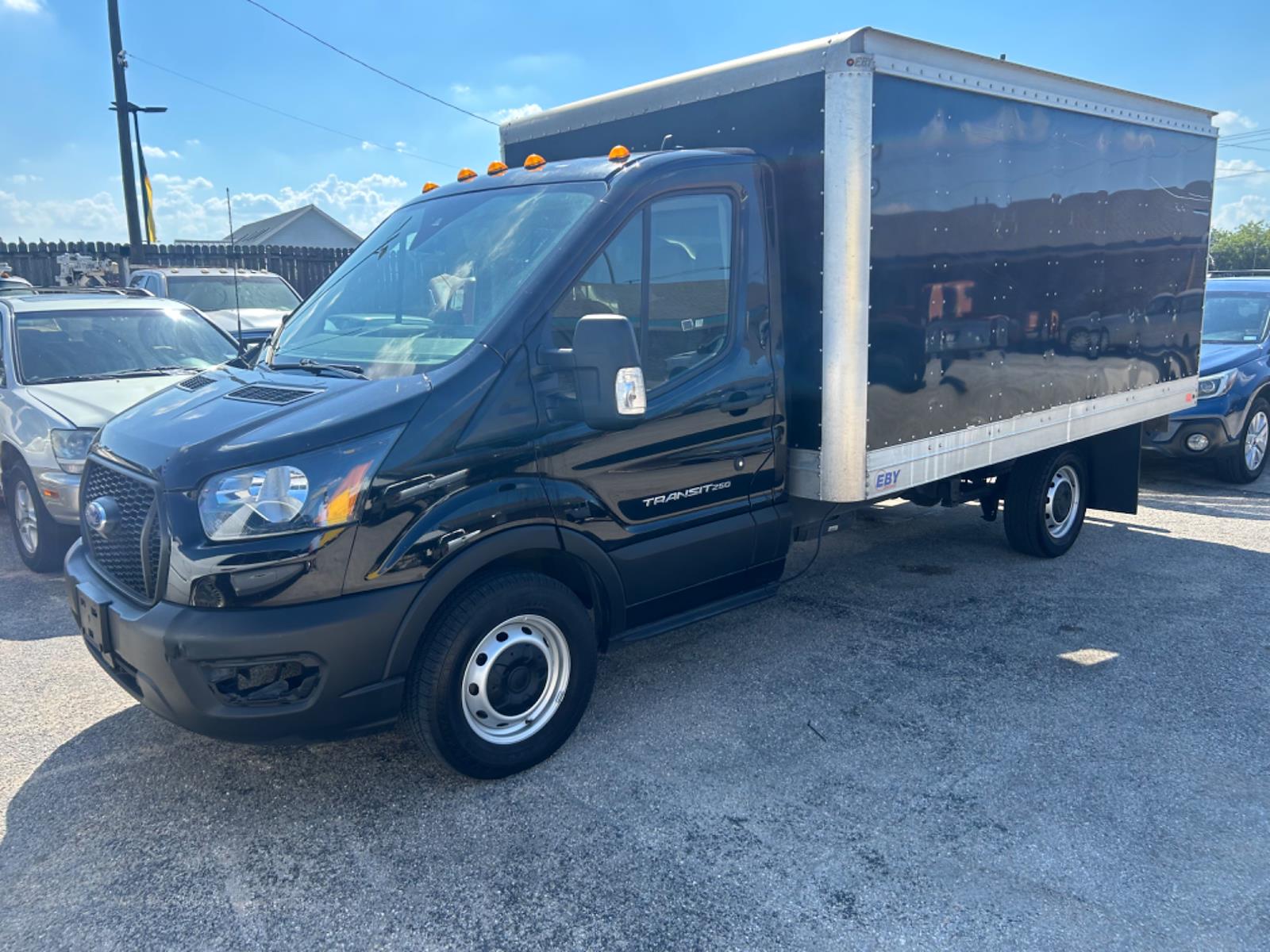 Used 2021 Ford Transit 250 Box Truck for sale in New Braunfels, TX
