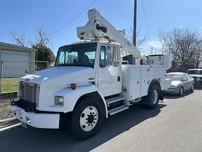 Used 2002 Freightliner FL 70 Conventional Cab Bucket Truck for sale #K41393 - photo 1