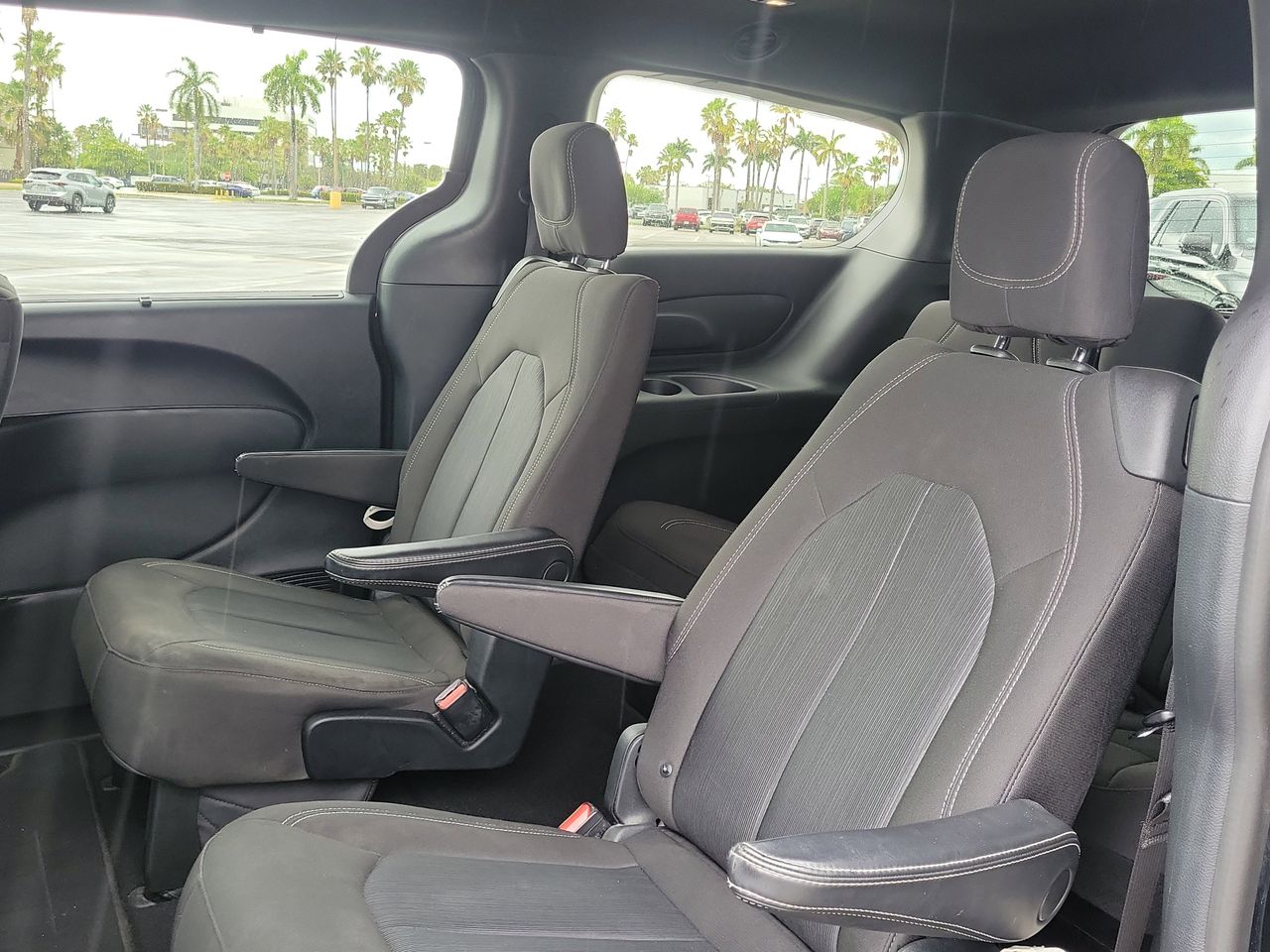 Used 2020 Chrysler Pacifica - photo 14