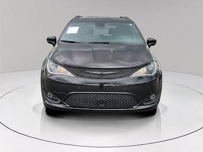 Used 2020 Chrysler Pacifica - photo 2