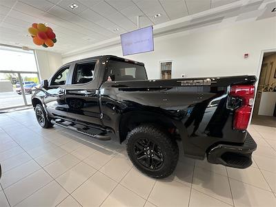 New 2025 Chevrolet Silverado 1500 Custom Crew Cab 4WD Pickup for sale #C4251 - photo 2