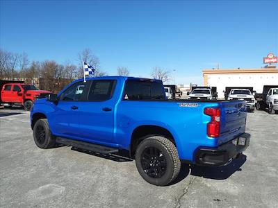 2025 Chevrolet Silverado 1500 Crew Cab 4x4, Pickup for sale #C4319 - photo 2