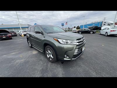 Used 2017 Toyota Highlander Limited for sale #C4558A - photo 2