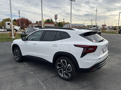 New 2026 Chevrolet Trax 2RS SUV for sale #C4833 - photo 2