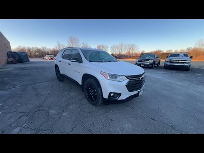 Used 2021 Chevrolet Traverse - photo 1