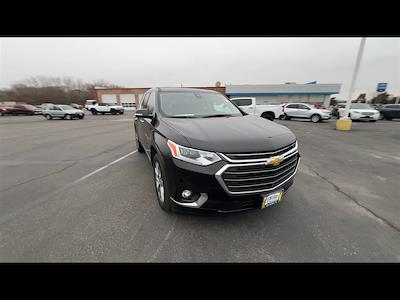 Used 2020 Chevrolet Traverse - photo 2