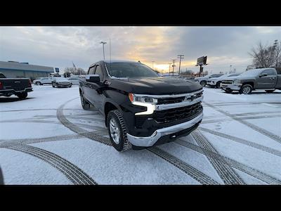 Used 2024 Chevrolet Silverado 1500 - photo 1
