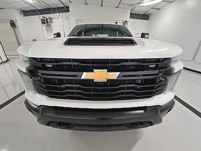 Used 2024 Chevrolet Silverado 2500 - photo 1