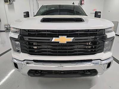 Used 2024 Chevrolet Silverado 2500 - photo 1