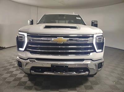 Used 2024 Chevrolet Silverado 2500 - photo 1