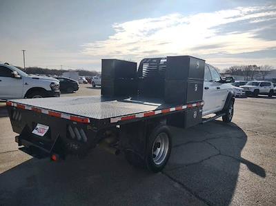 Used 2022 Ram 5500 Crew Cab Flatbed Truck for sale #5-3220-TX - photo 2