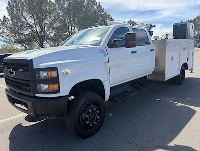 Used 2022 Chevrolet Silverado 5500 - photo 1