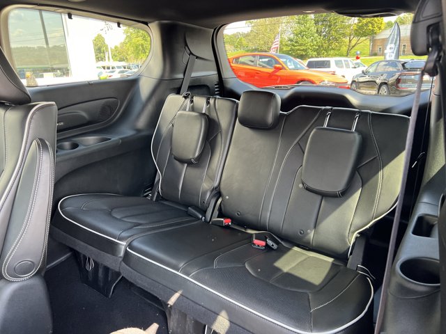 Used 2019 Chrysler Pacifica - photo 12