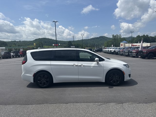 Used 2019 Chrysler Pacifica - photo 9