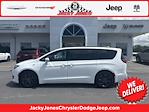 2019 Chrysler Pacifica FWD Minivan for sale #AT5660 - photo 1