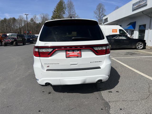 Used 2024 Dodge Durango - photo 2